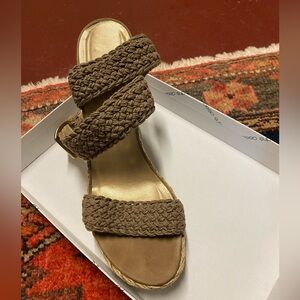 Size 9 Stuart Weitzman espadrilles.